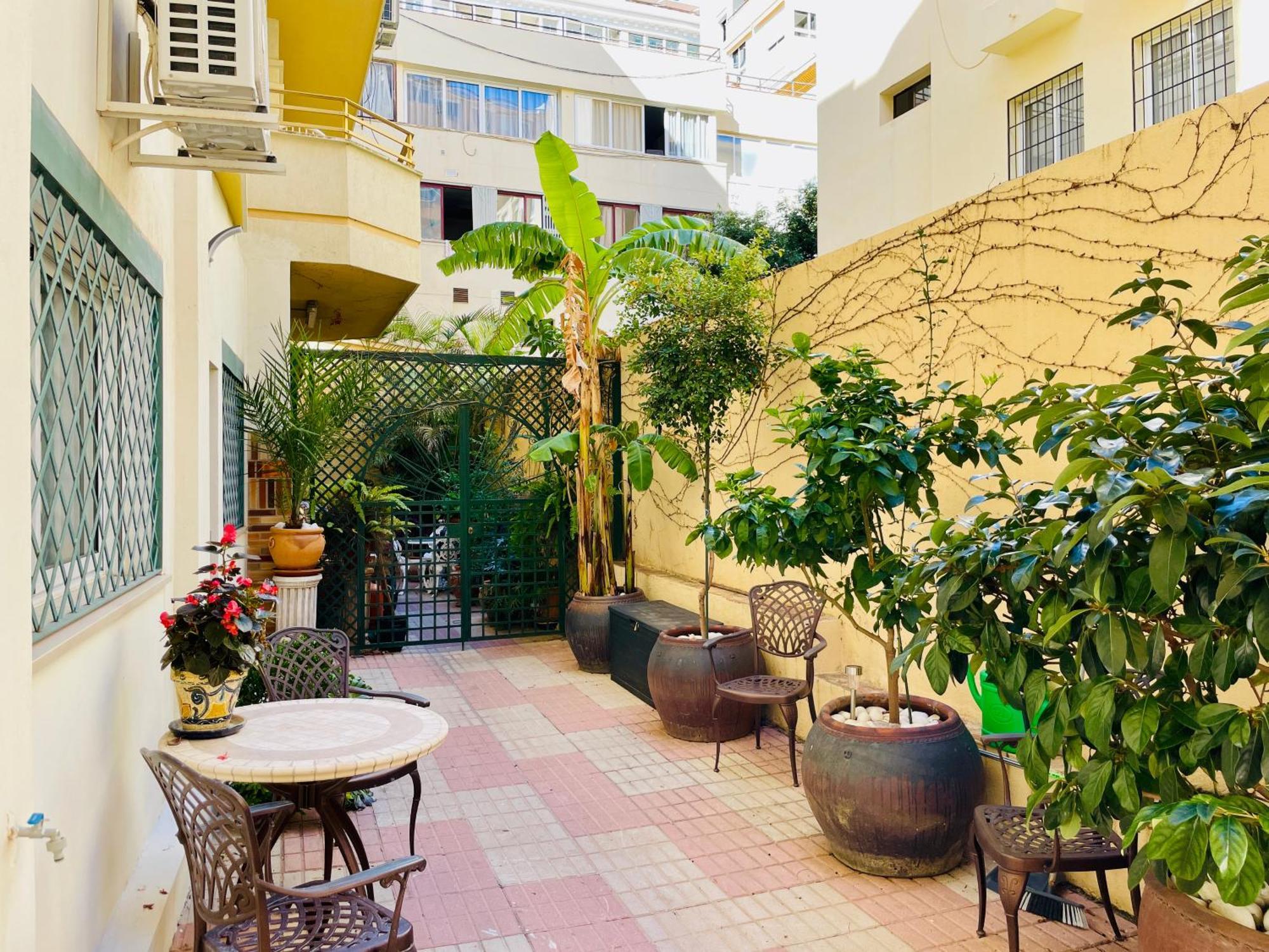 La Pimentera Central Apartments - Con Patio Privado Marbella Luaran gambar