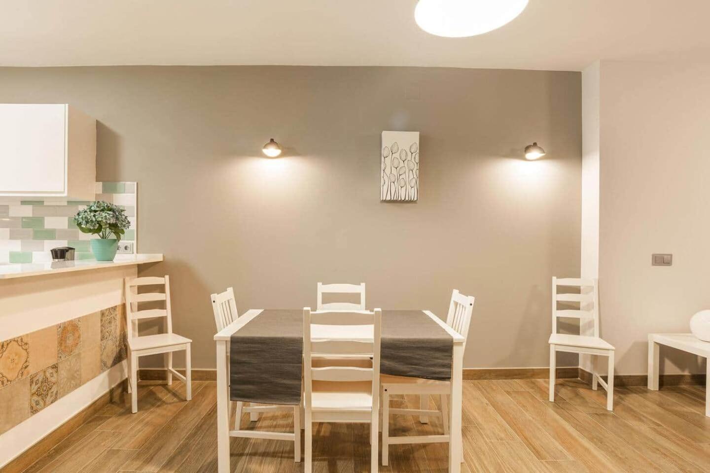 La Pimentera Central Apartments - Con Patio Privado Marbella Luaran gambar
